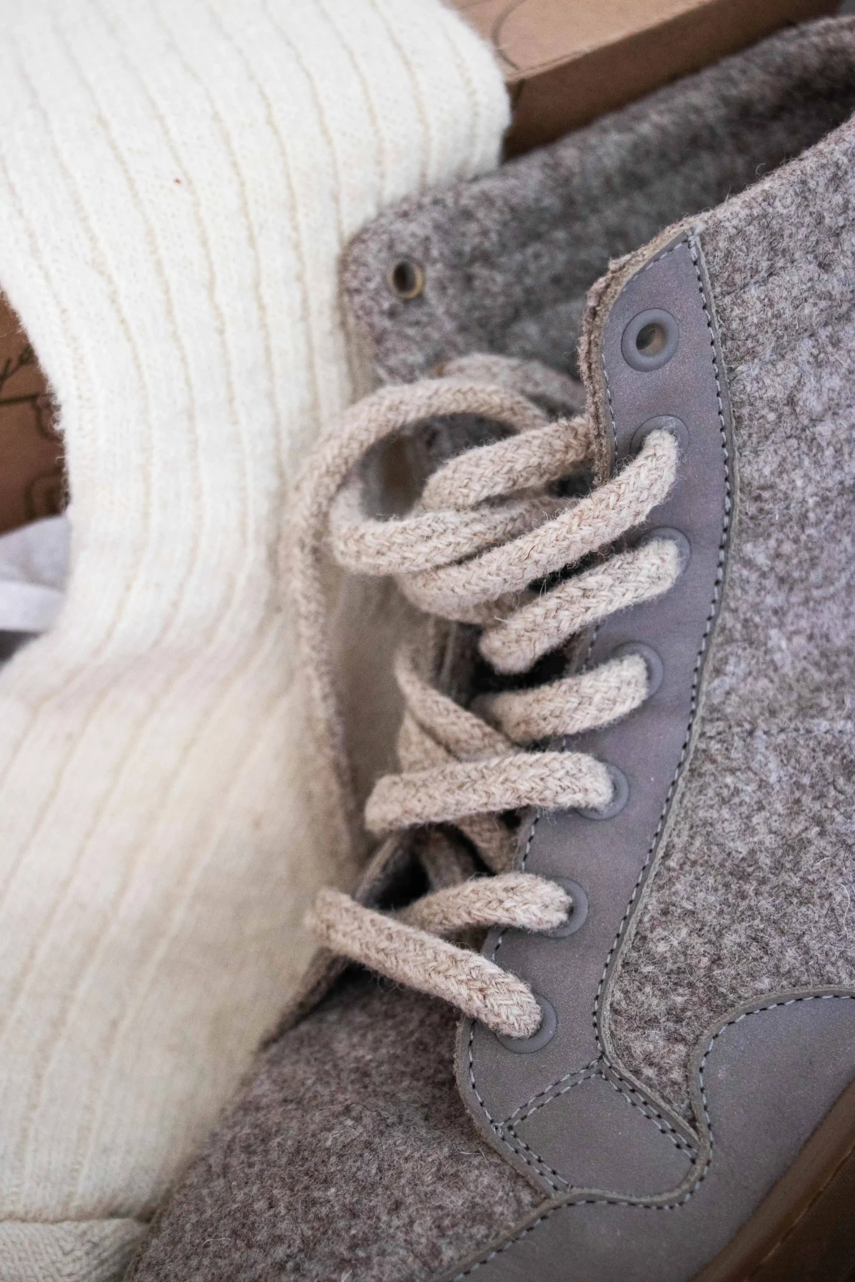 Coffret baskets et chaussettes en laine